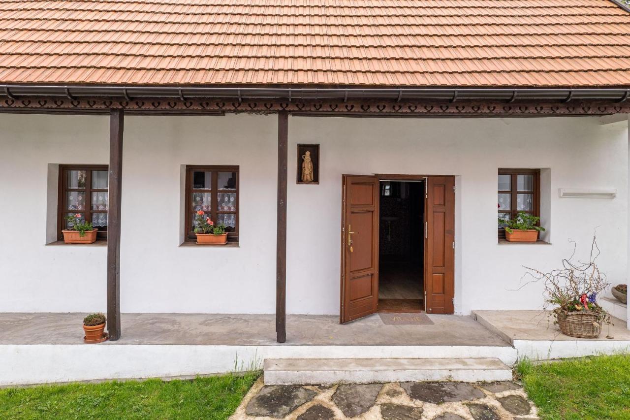 Ubytovanie Na Vcelej Farme Polichno Extérieur photo